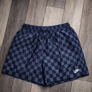 NIKE MENS CLUB FLOW SHORTS - NAVY CHECKERED

Men’s large